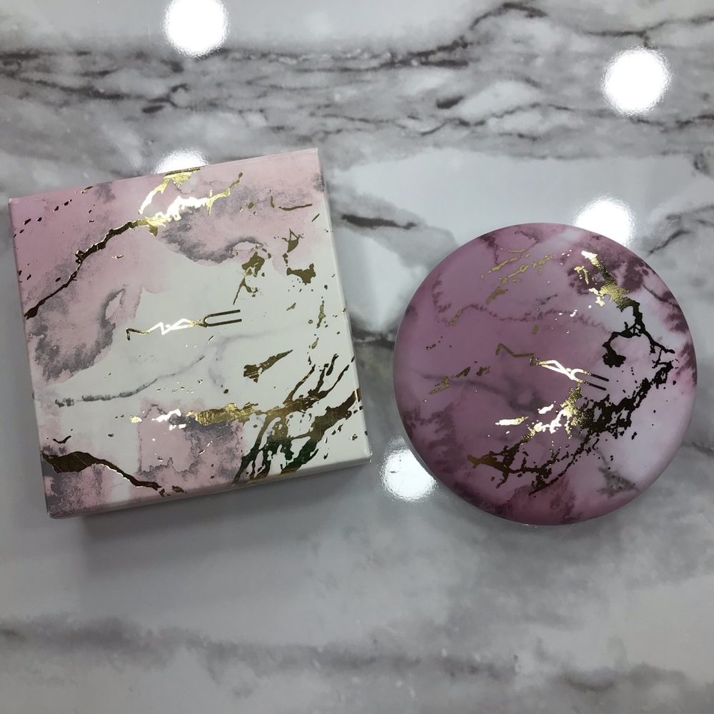 Mac Electric Wonder Irridecent Highlighter Powder